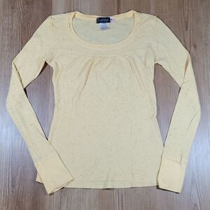 🔺️Realitee Yellow Lightweight Thermal Long Sleeve Top Small
